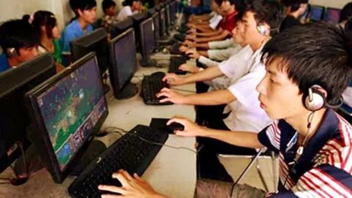 Yêu đương kiểu HIEUTHUHAI: - Cảm hứng video marketing từ Hotspot Matrix